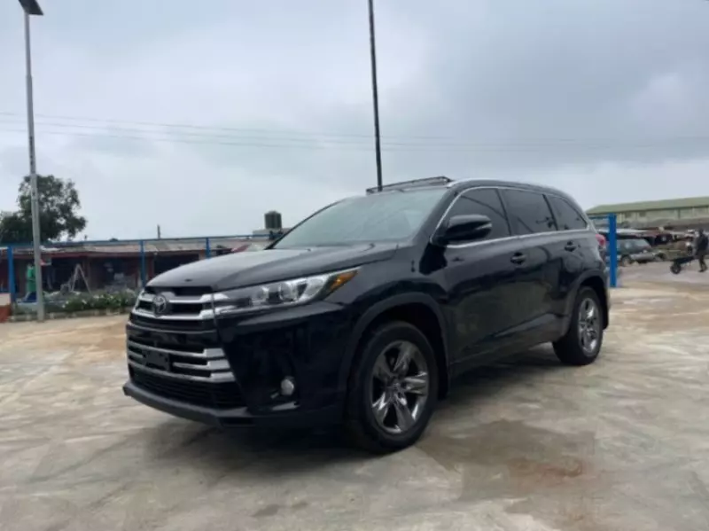 Toyota Highlander   - 2018