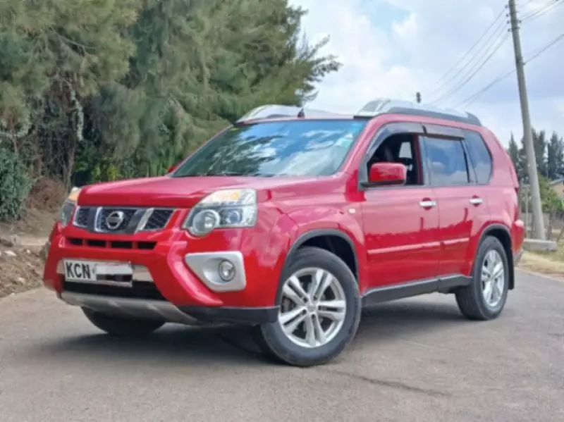 Nissan X-Trail   - 2010