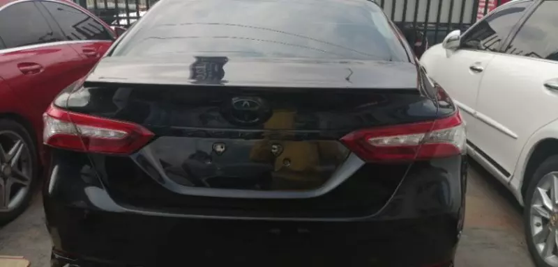 Toyota camry   - 2018