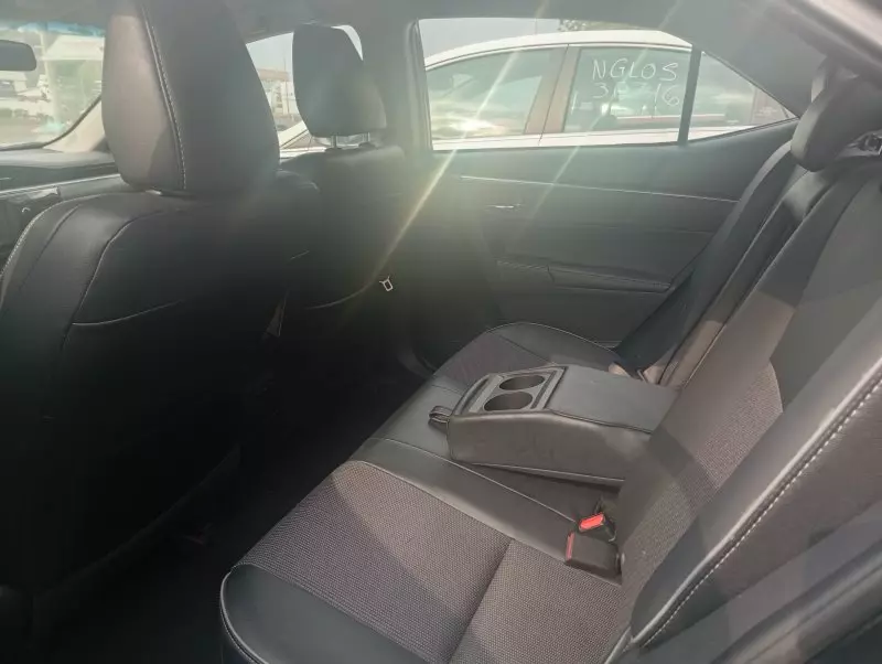 Toyota Corolla   - 2016