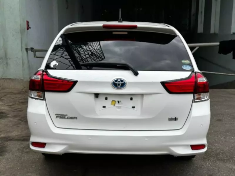 Toyota Fielder    - 2018