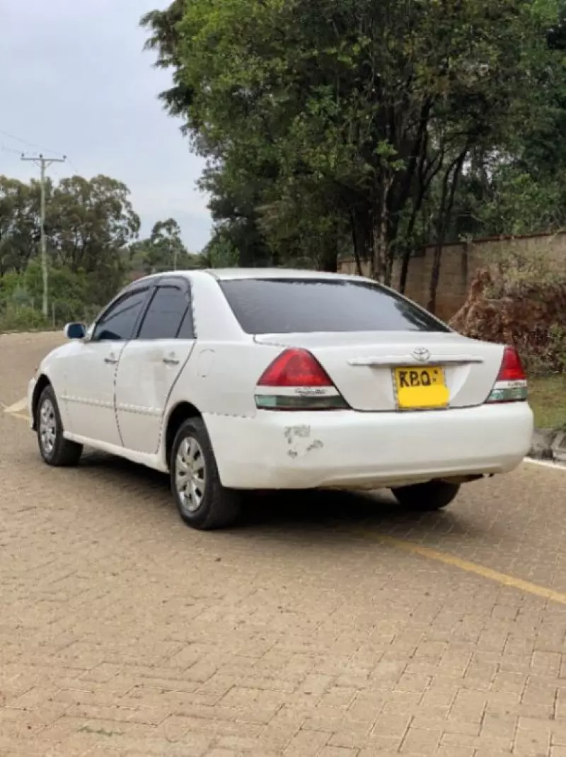 Toyota Mark II   - 2004