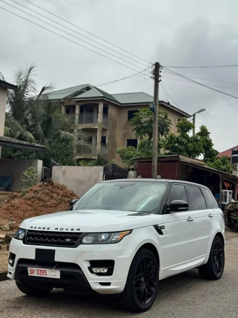 Land Rover Discovery Sport   - 2016
