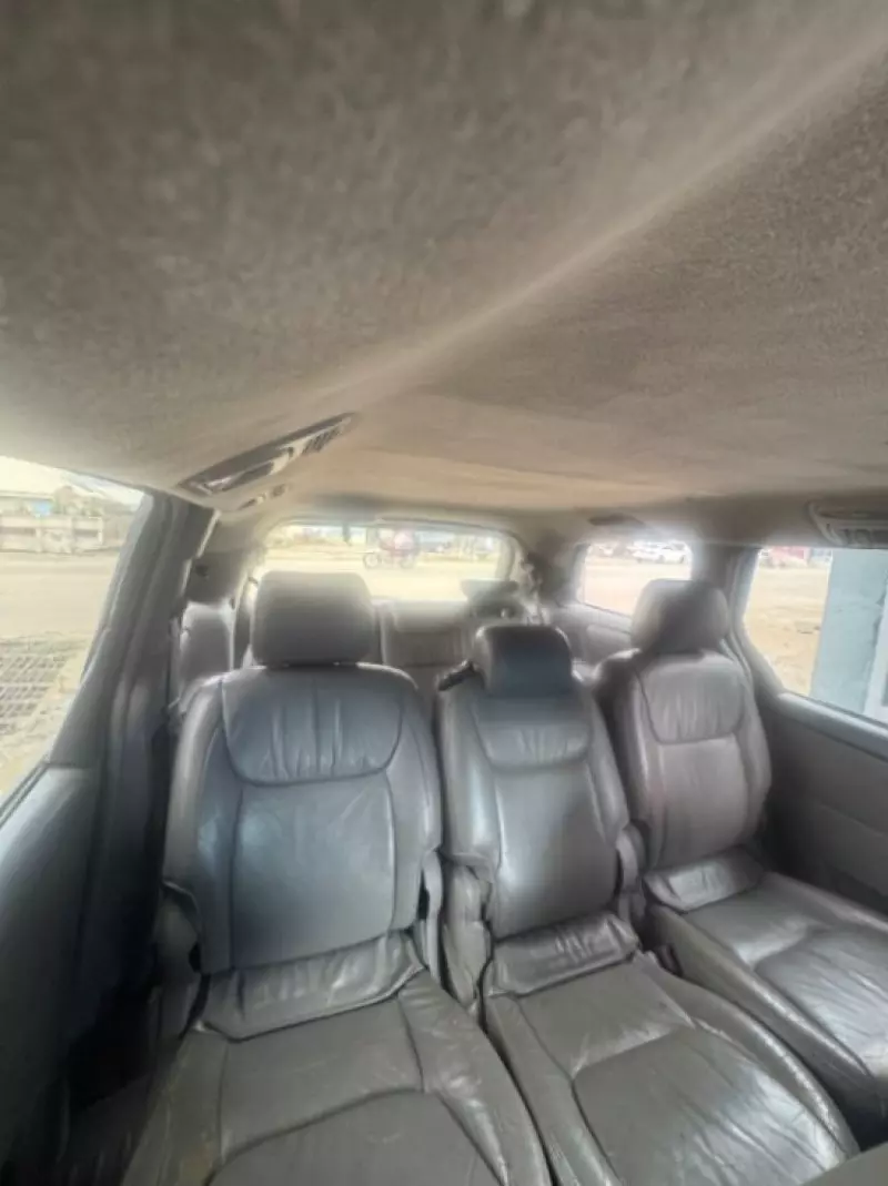 Toyota Sienna   - 2006