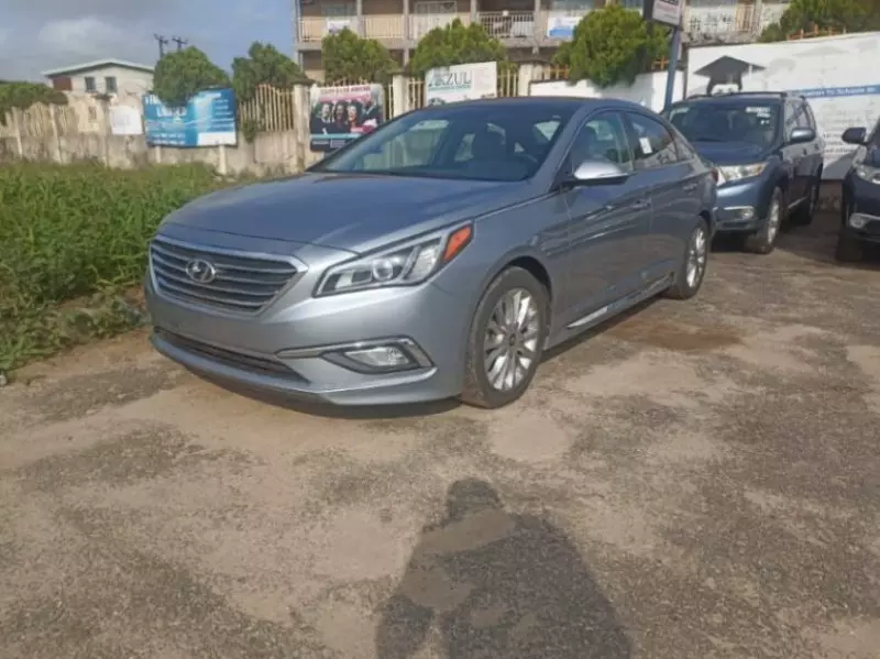 Hyundai Sonata   - 2015