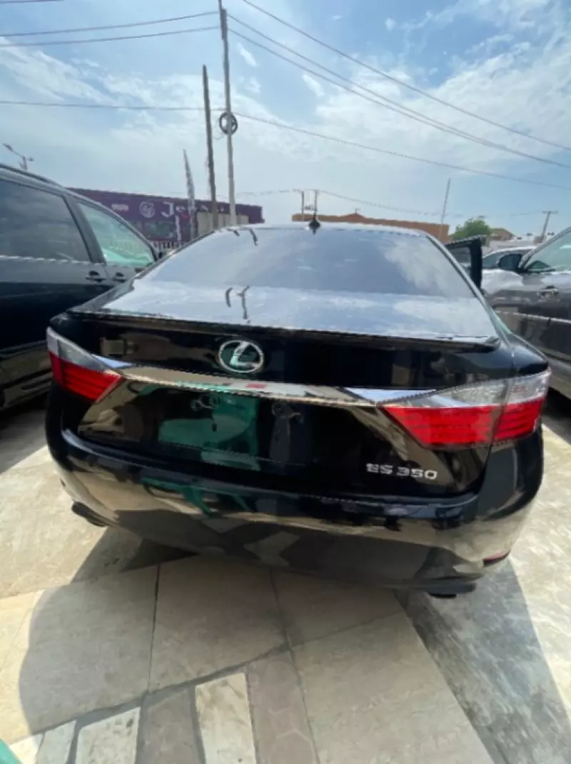 Lexus ES 350   - 2014
