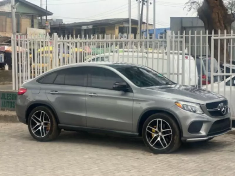 Mercedes-Benz GLE 43 AMG   - 2016