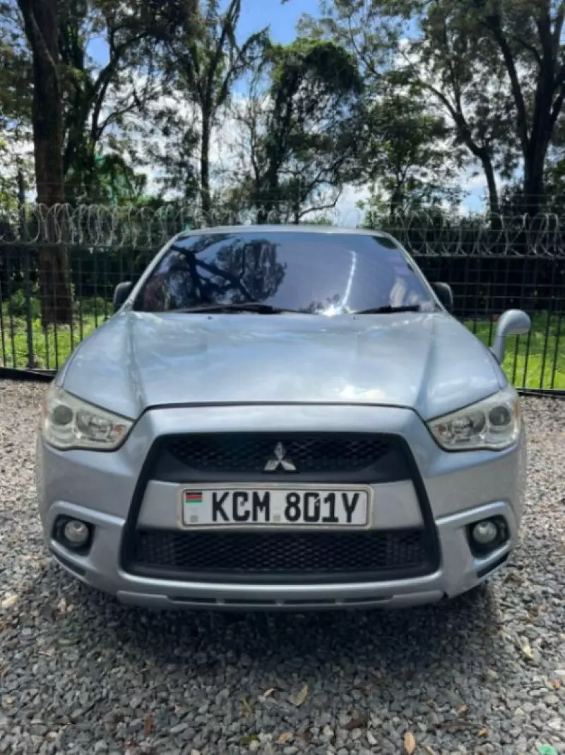 Mitsubishi RVR   - 2010