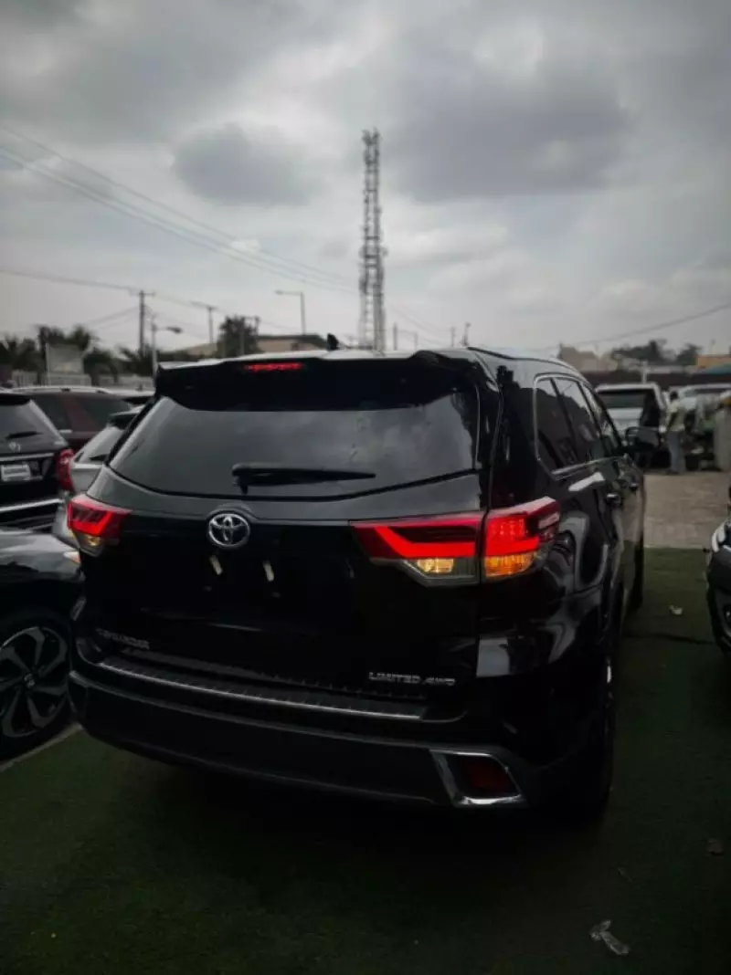 Toyota Highlander - 2018