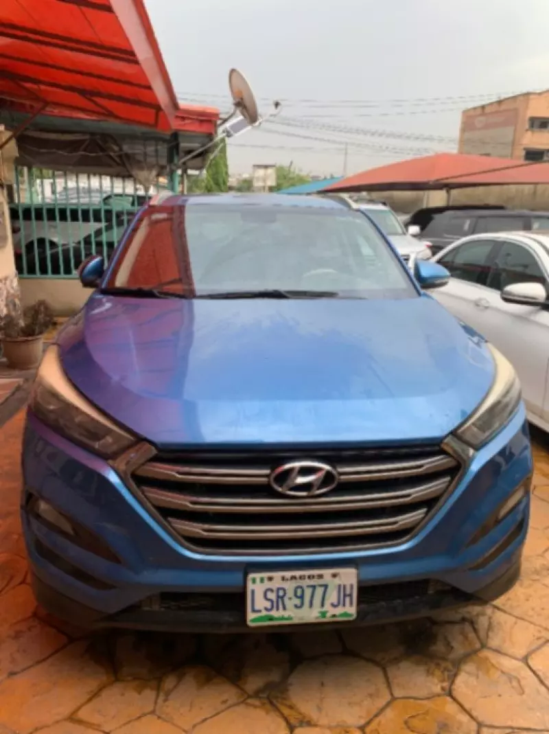 Hyundai Tucson   - 2013