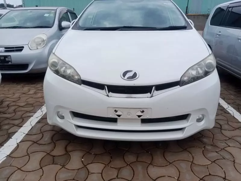 Toyota Wish   - 2012