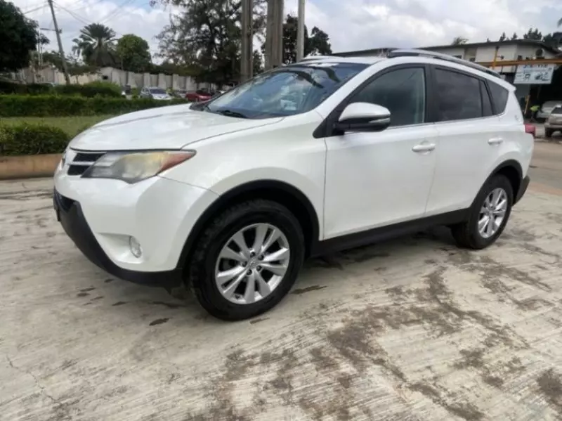 Toyota RAV 4 - 2014