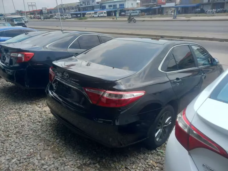 Toyota Camry   - 2017