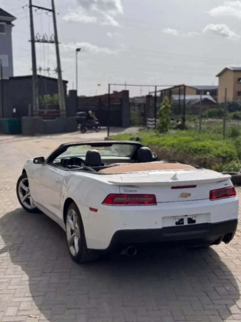 Chevrolet Camaro   - 2015