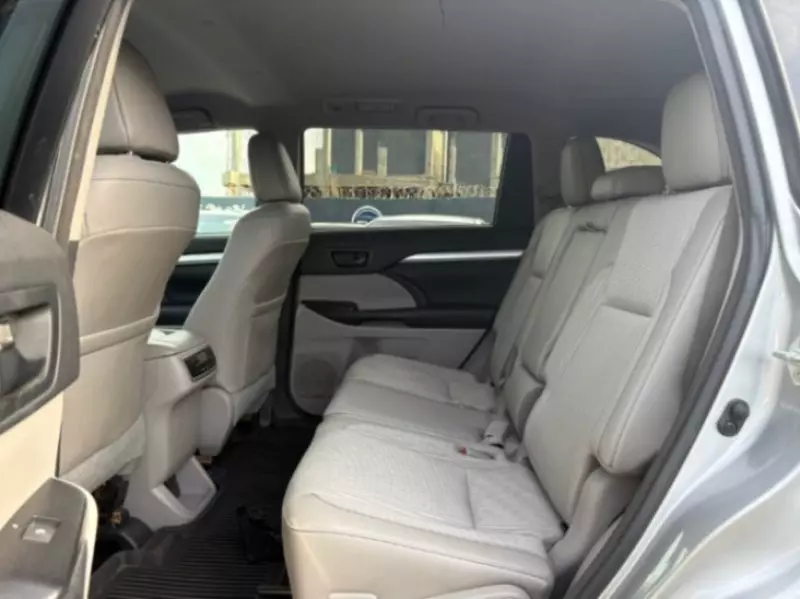 Toyota Highlander - 2017