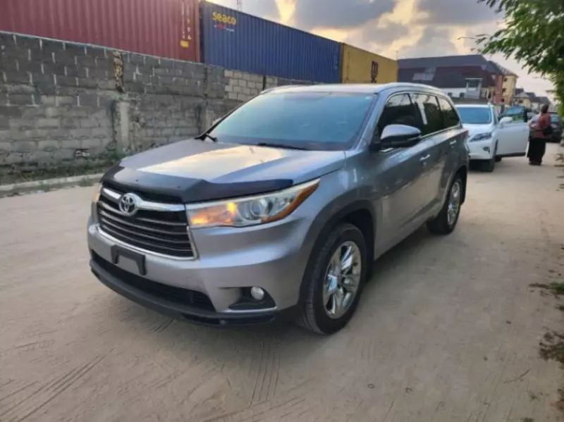 Toyota Highlander - 2014