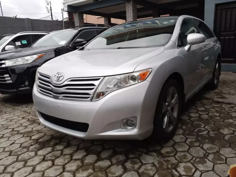 Toyota Venza   - 2010