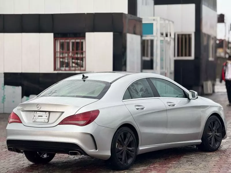 Mercedes-Benz CLA 250   - 2014