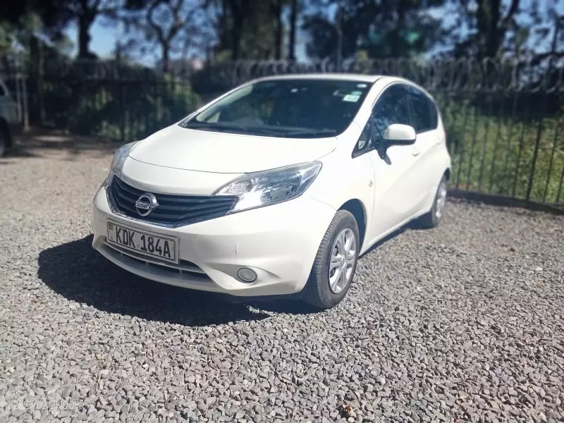 Nissan Note   - 2015