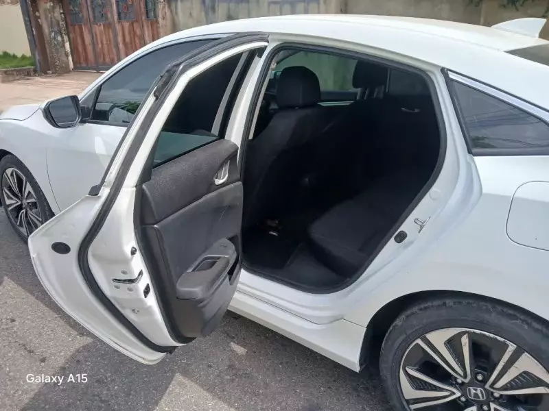 Honda Civic   - 2016