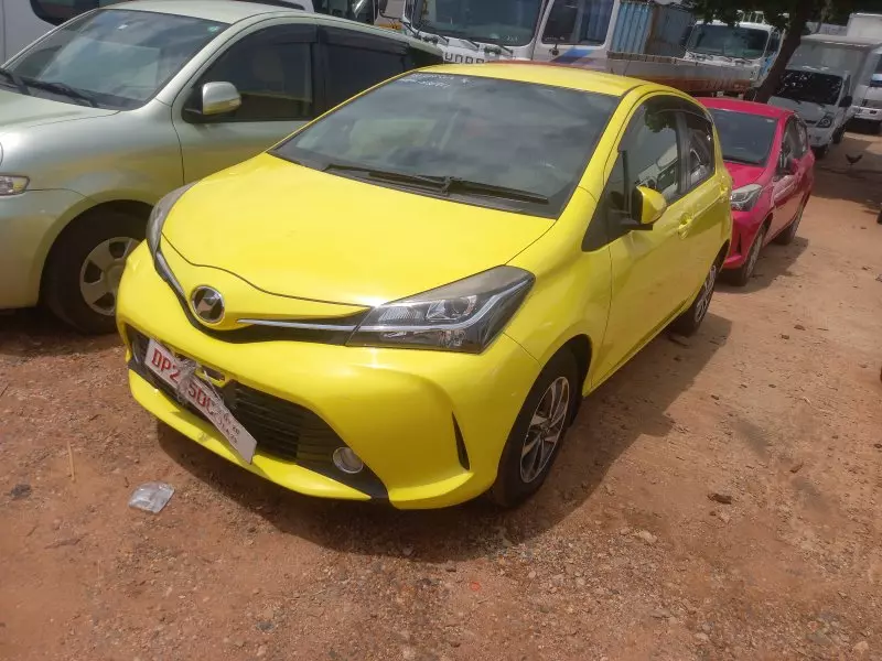 Toyota Vitz   - 2014