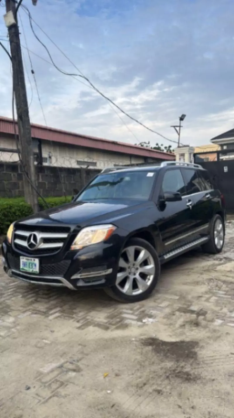 Mercedes-Benz GLK 350   - 2010