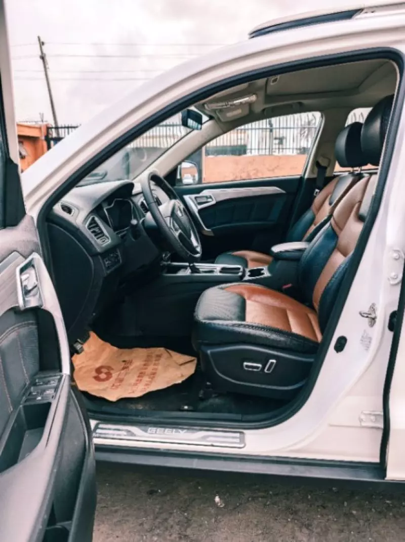 GEELY  EMGRAND 7    - 2016