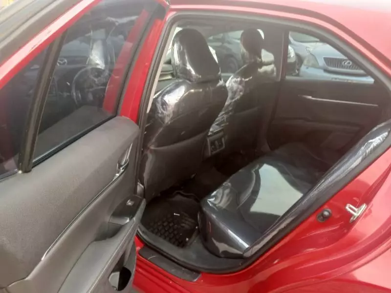 Toyota Camry   - 2019