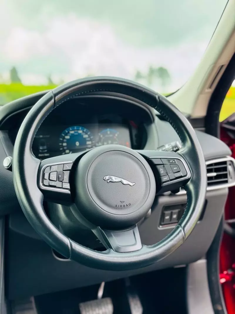 Jaguar F-Pace   - 2016