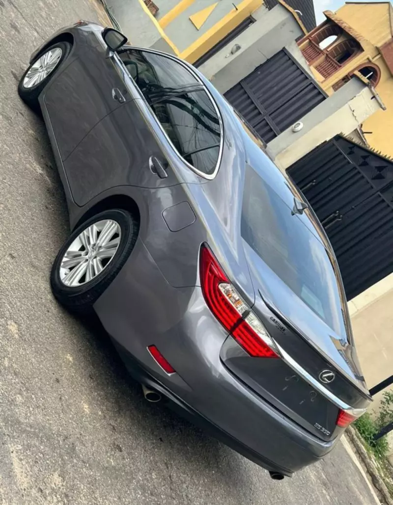 Lexus ES 350   - 2013