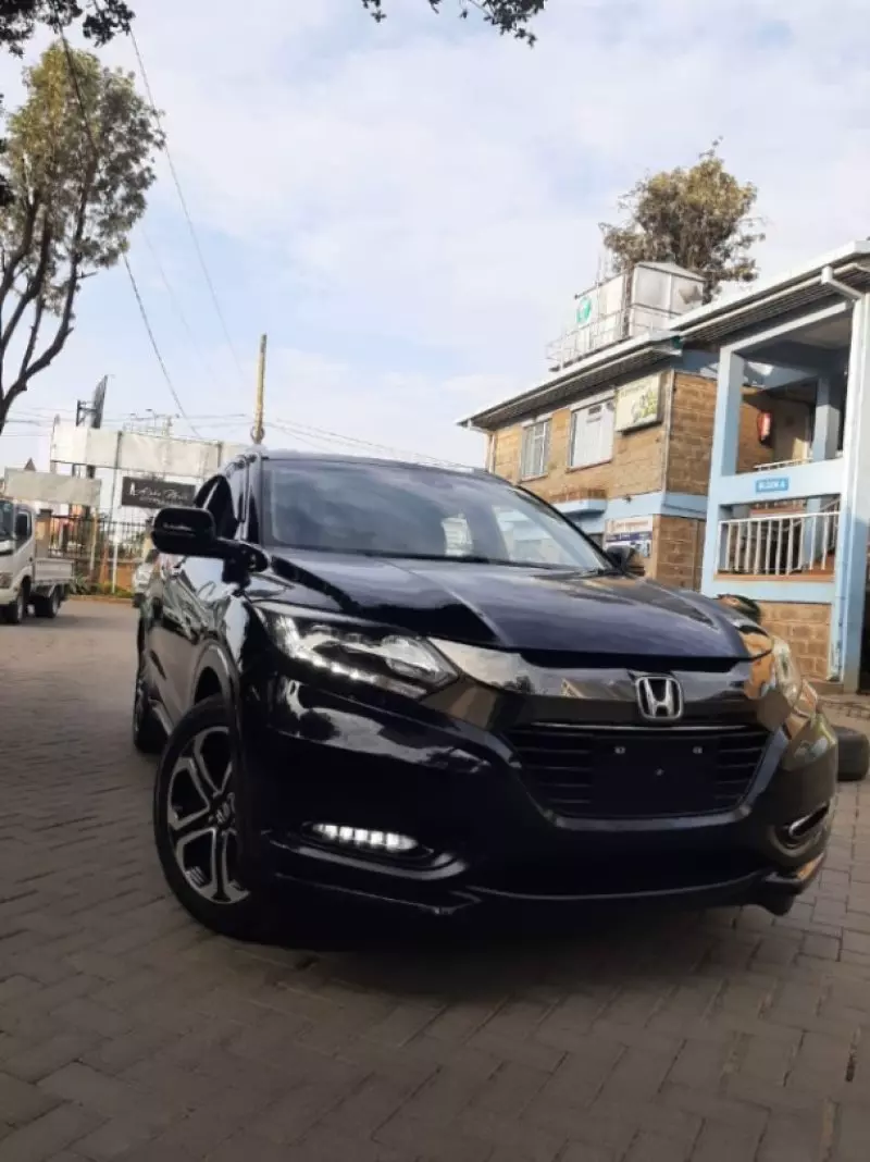 Honda Vezel    - 2018