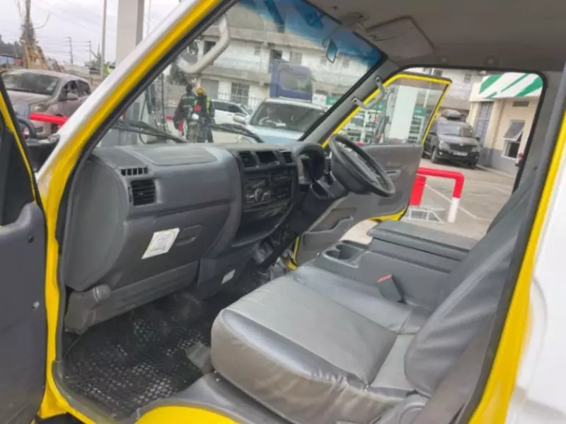 Mazda Bongo   - 2011