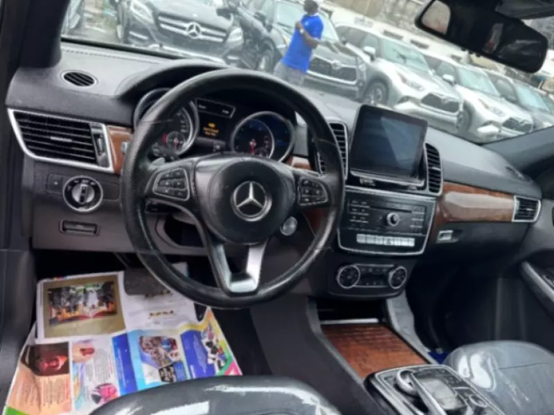 Mercedes-Benz GLS 450   - 2018