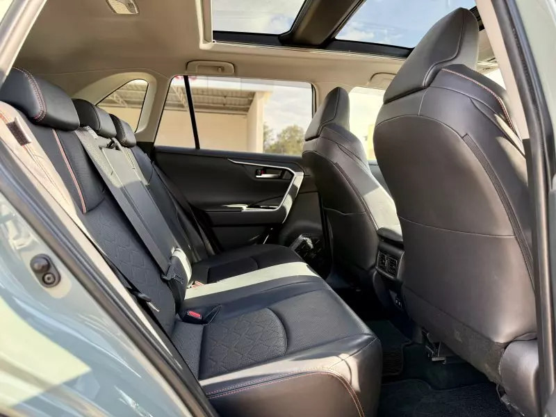 Toyota Rav4   - 2019
