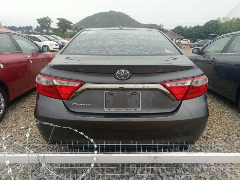 Toyota Camry   - 2015