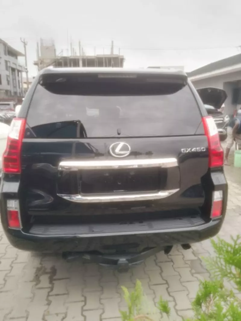 Lexus GX 460   - 2013