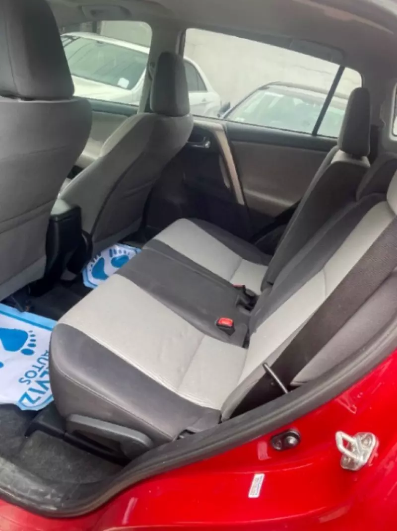 Toyota RAV 4   - 2015