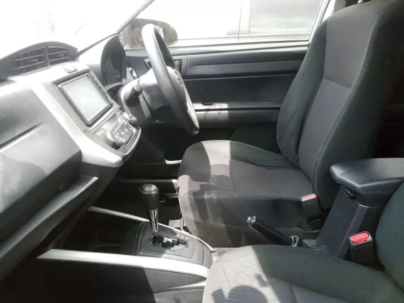 Toyota Fielder hybrid    - 2015