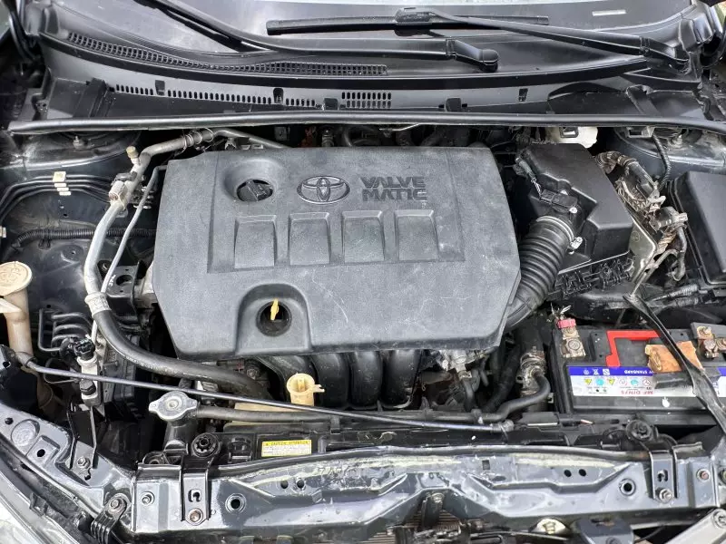 Toyota Corolla   - 2013