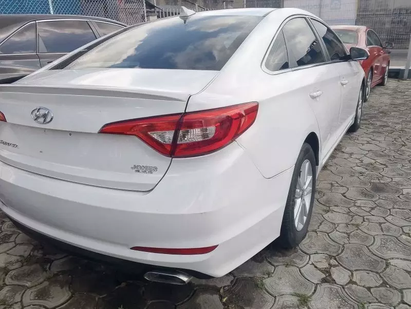 Hyundai SONATA 2,0L BVA / Cuir Luxury   - 2017