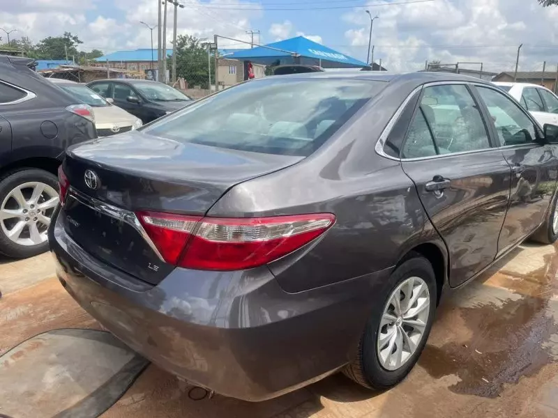 Toyota Camry   - 2015
