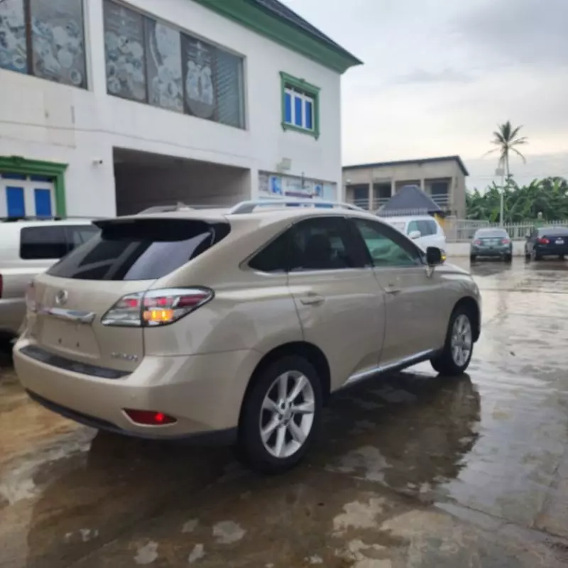 Lexus RX 350   - 2011