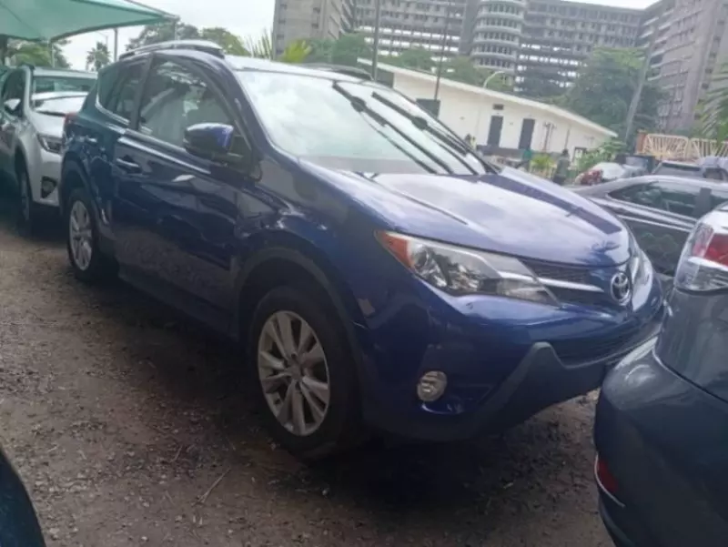 Toyota RAV 4   - 2016