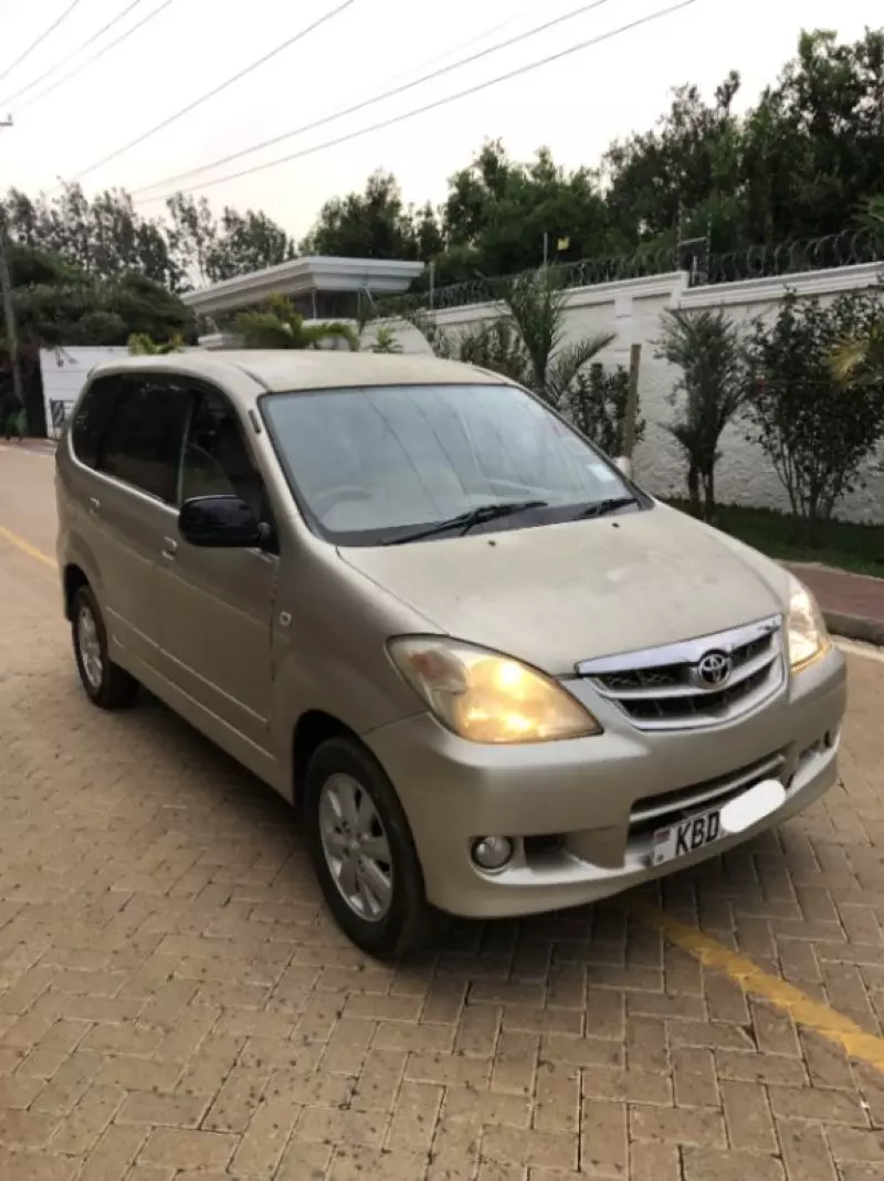 Toyota Avanza   - 2007
