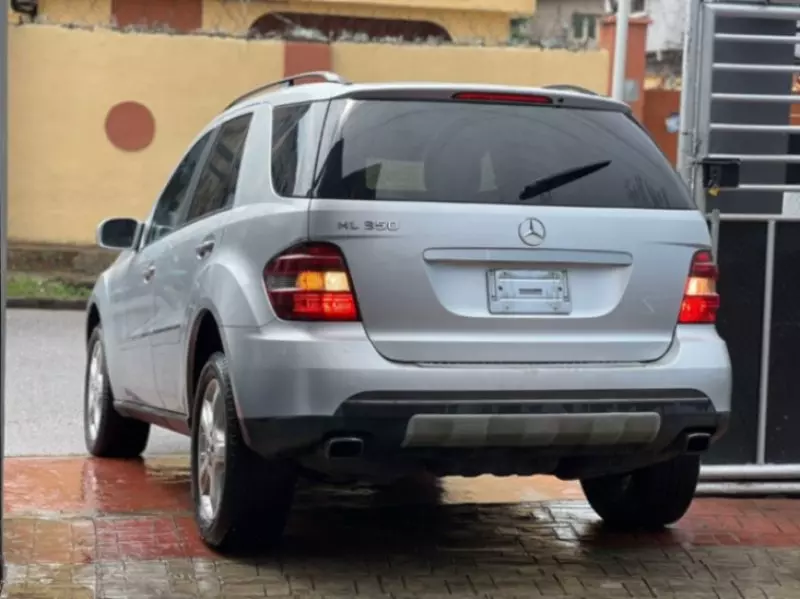 Mercedes-Benz ML 350   - 2006