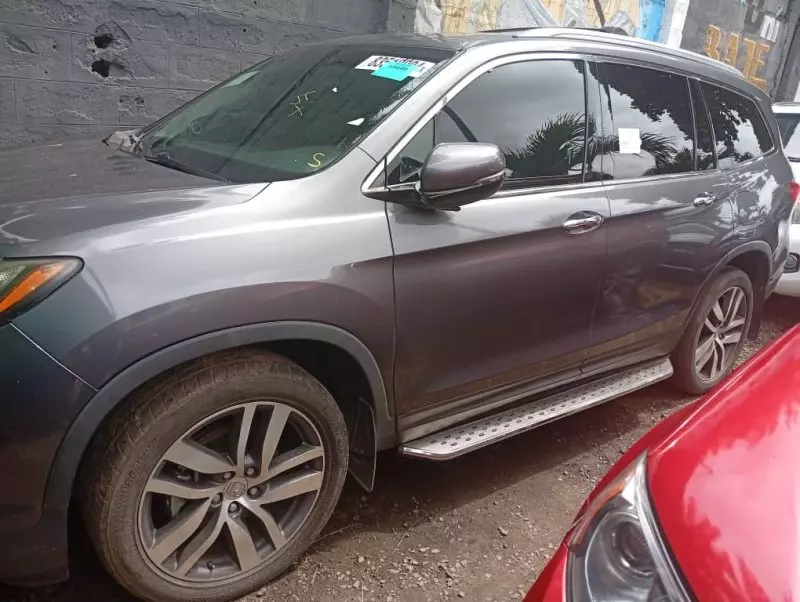 Honda Pilot   - 2016