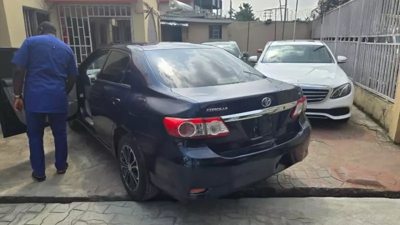 Toyota Corolla   - 2011