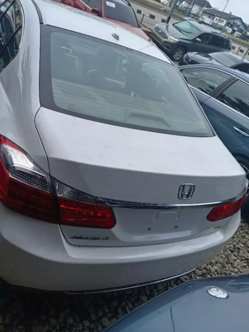 Honda Accord   - 2013