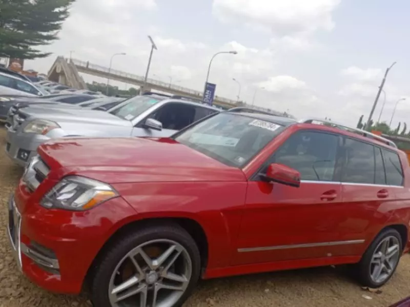 Mercedes-Benz GLK 350   - 2014