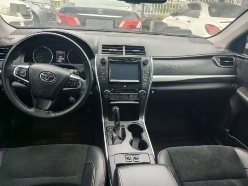 Toyota Camry   - 2015